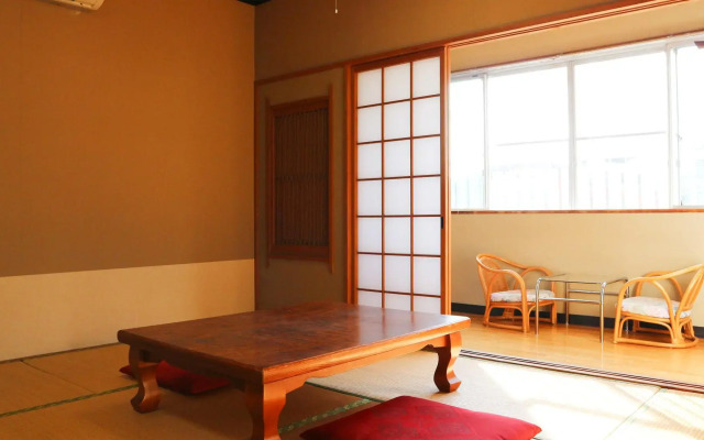 Maruya Hotel