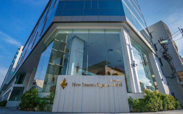 New Season Square Hotel