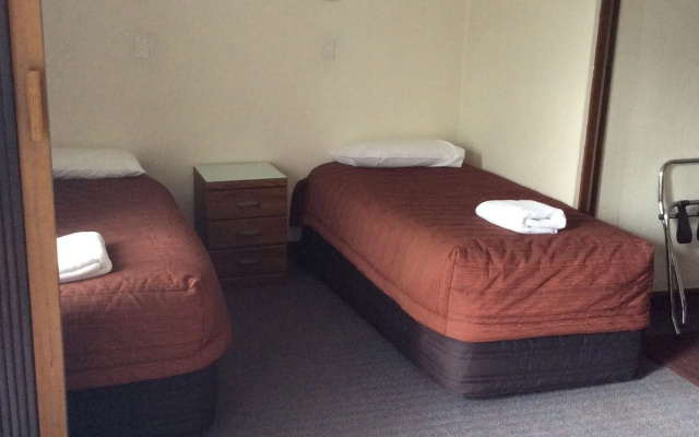 Adorian Motel