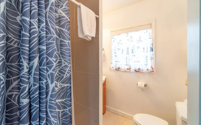 Getaway Oceanfront Lodging - 2 Br Condo