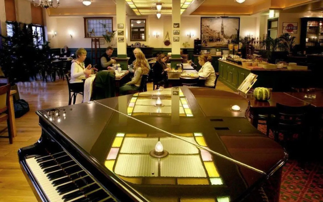 Martini Hotel