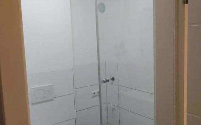 Schone, Gemutliche Moblierte 2 Zi Wohnung in Rgb