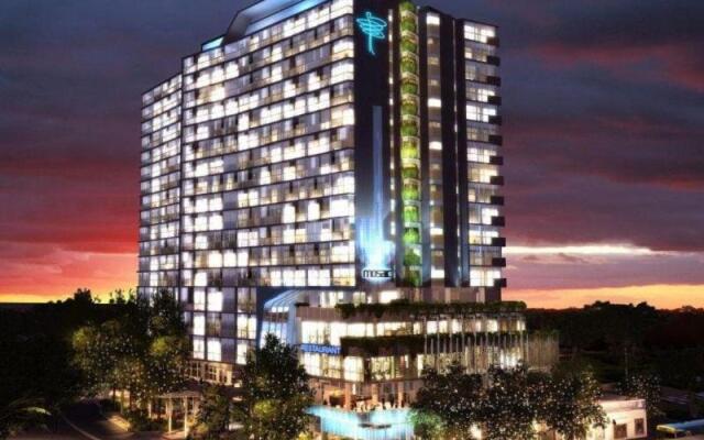 Alpha Mosaic Hotel Fortitude Valley Brisbane вид на фасад