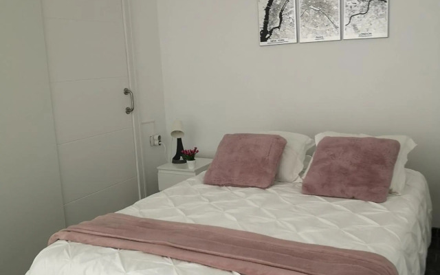 Acogedor apartamento con excelente ubicación.