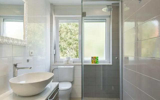 Lux Private Guest Suite Superb Location