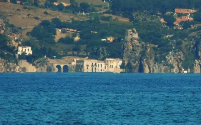 Blunda Holiday Home
