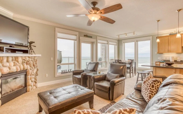 Cape Lookout at Pacific Winds