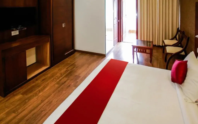 OYO 26692 Alankar Elite Inns