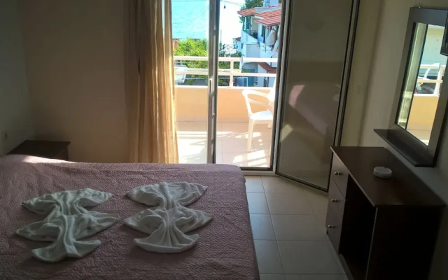 Kyparissis Rooms