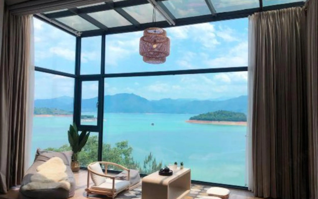 Zixing Xiyan · Hidden Lake and Pines Homestay (Dongjiang Lake Bailang Scenic Area)