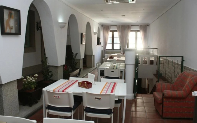 Hotel Montemor