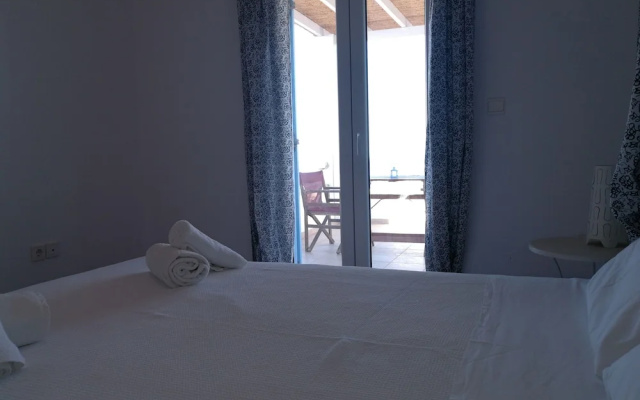 Antiparos Luxury Maisonettes