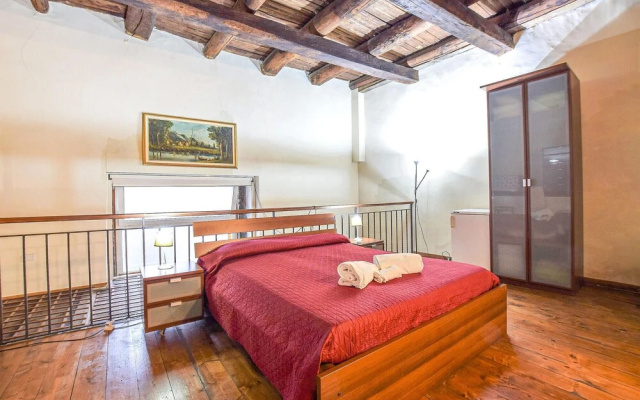 Stunning Apartment in Napoli With Wifi and 2 Bedrooms
