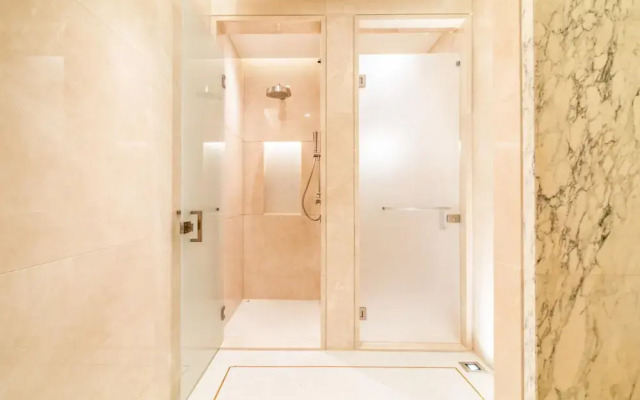 Sea View Luxurious Studio