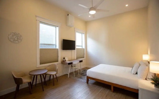 Stirling All Suites Hotel