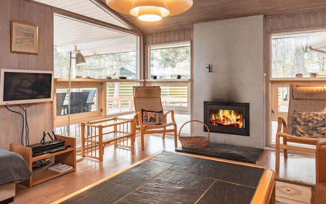 Seaside Retreat With Sauna