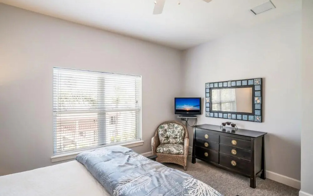 Bradenton Beach Club by RVA