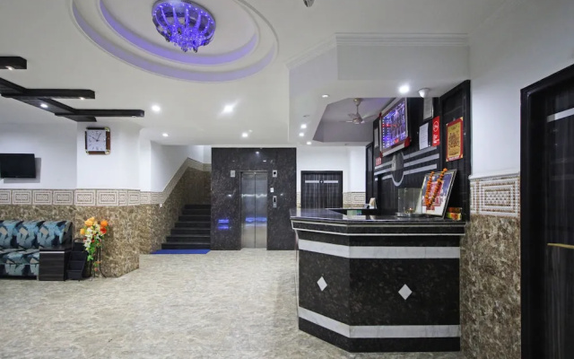OYO 5093 Hotel Broadway