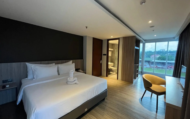 Rogers Hotel Manado