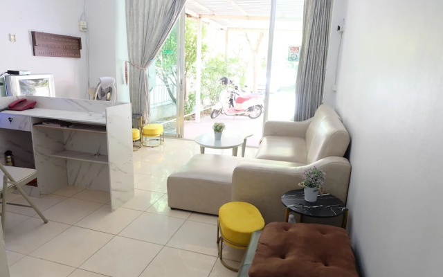 POP 75429 101 Place Navanakorn