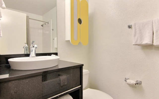 Studio 6 Extended Stay - Austin, TX - Northwest