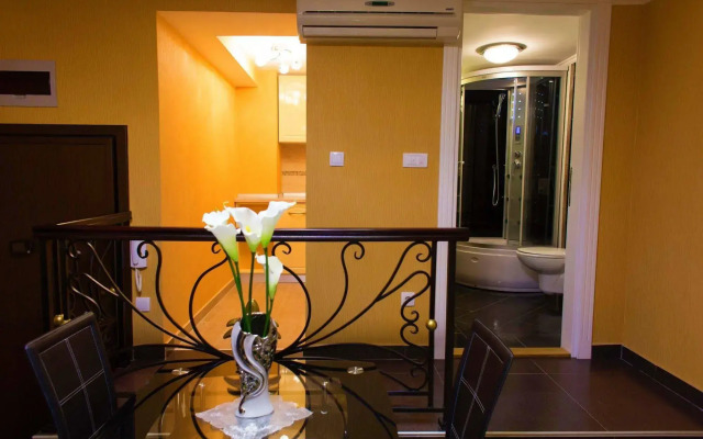 Lazar Lux Apartments