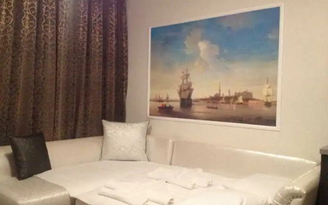 Апартаменты Persey Admiral Plaza Apartments Солнечный берег комната для гостей