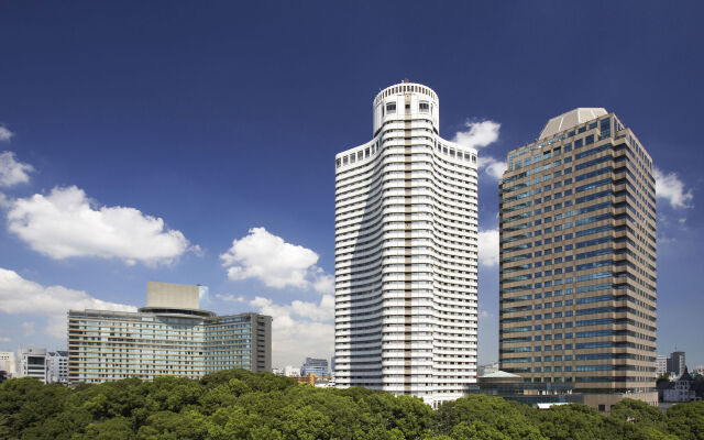 Hotel New Otani Tokyo Garden Tower вид на фасад