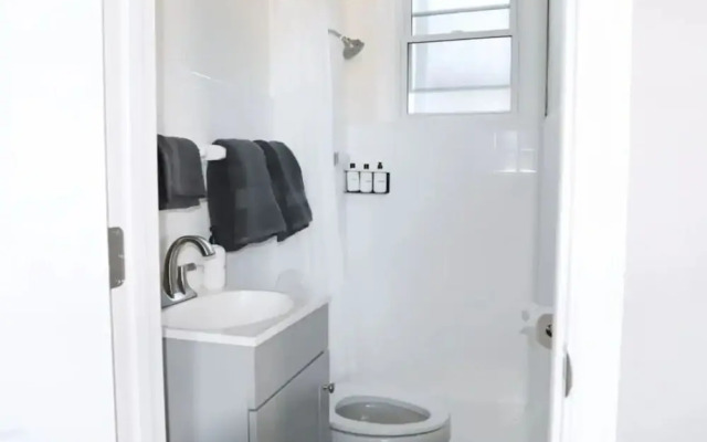 Cute & Friendly 1-BR 10 Mins From Nash