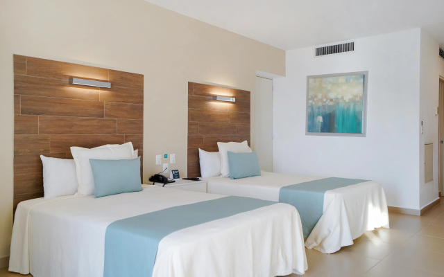 Pacific Palace Beach Tower Hotel