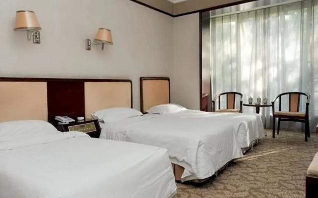 Dehuimen Hotel