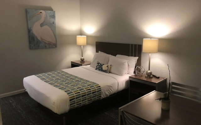 Sand Dollar Inn