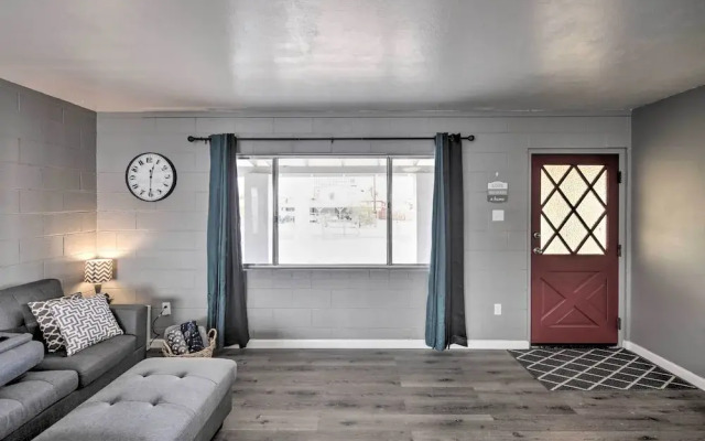 Centrally Located Gem With Laughlin Strip Views!