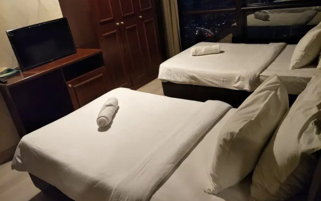 Luxury Apartment at Time Square