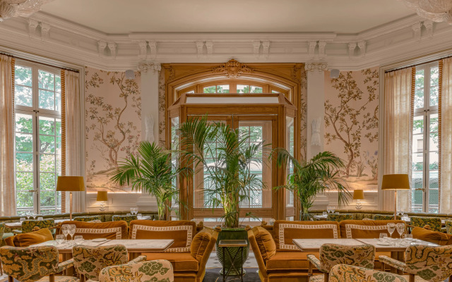 Saint James Paris - Relais & Chateaux