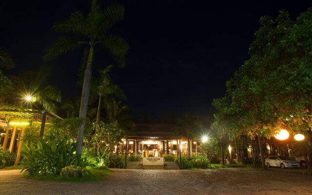 Отель Vinh Hung Riverside Resort & Spa вид на фасад