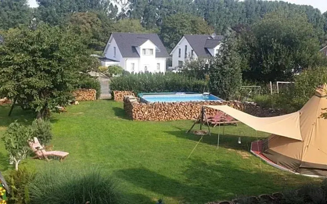 Schönste Lage am Rhein in unmittelbarer Stadtnähe, B & B