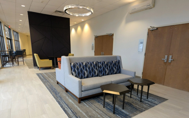 Holiday Inn Express & Suites Carbondale - University Area by IHG
