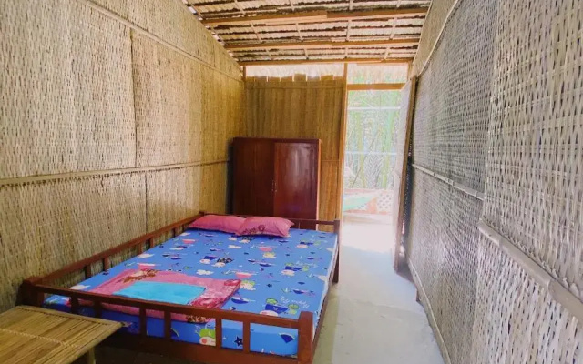 Hoa Dua Homestay