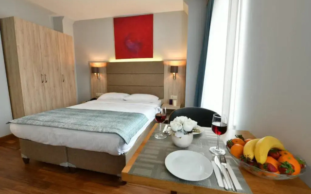Andi Hotel