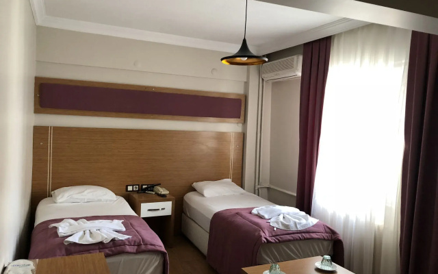 Otel Bilgicler