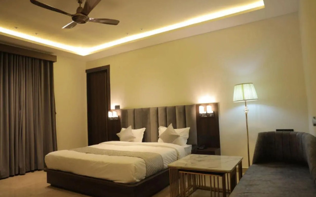 Hotel Majestic Grand By MNG Rooms