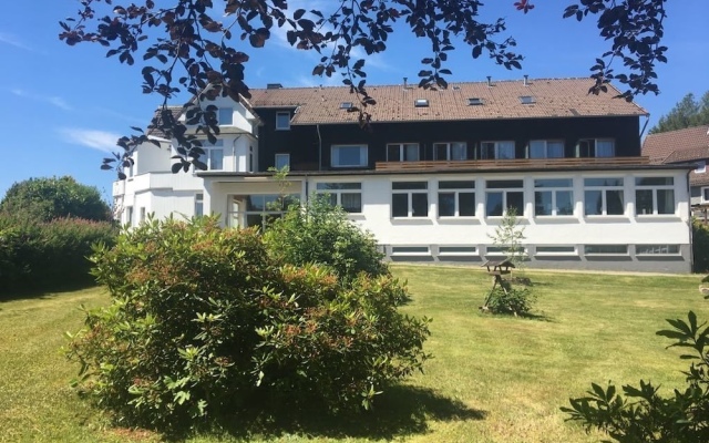 Отель Berghotel Hahnenklee вид на фасад