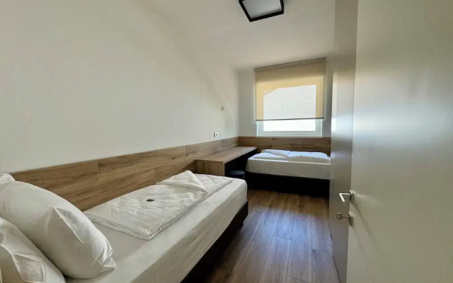 Adige Apartments