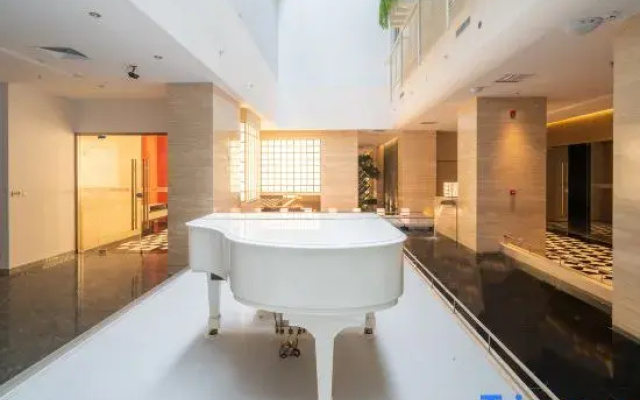 News Rezen Hotel