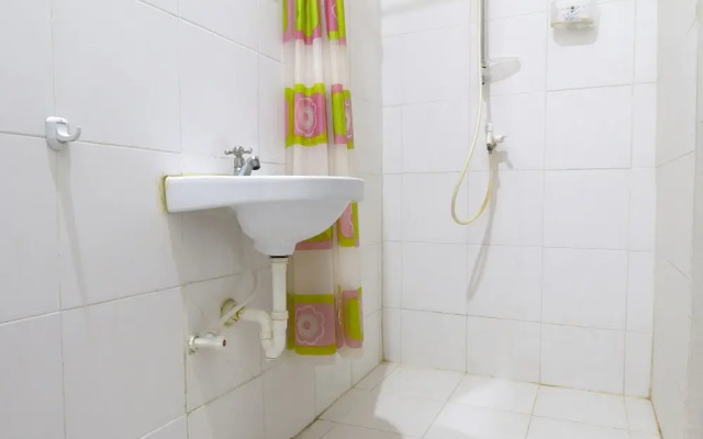 OYO 761 Caza Southville Apartelle