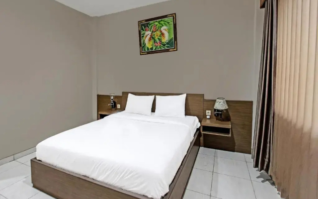 OYO 91696 Kimara Homestay & Resto