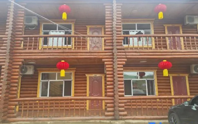 Hotels in Penghui Erguna