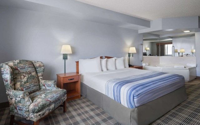 AmericInn by Wyndham Stuart