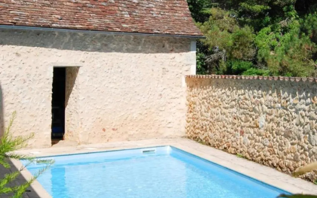 Holiday Home La Borie - SJE100